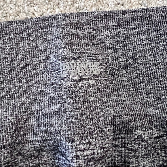 Pink Victoria's Secret Cool & Comfy Fit Leggings Crop Ombre Gray Pink Women's M, - Picture 14 of 16